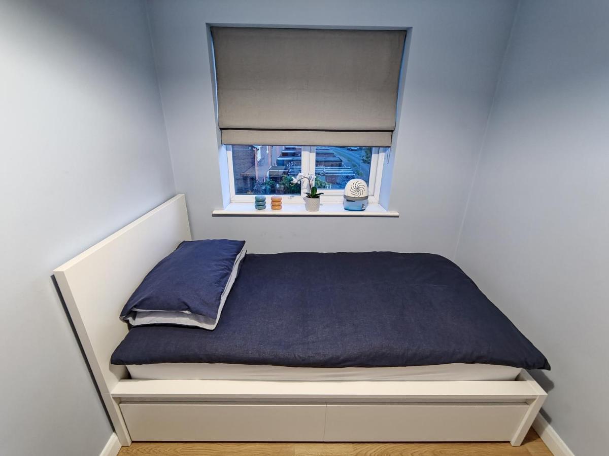 Joshua Court Single Room Stoke-on-Trent Extérieur photo