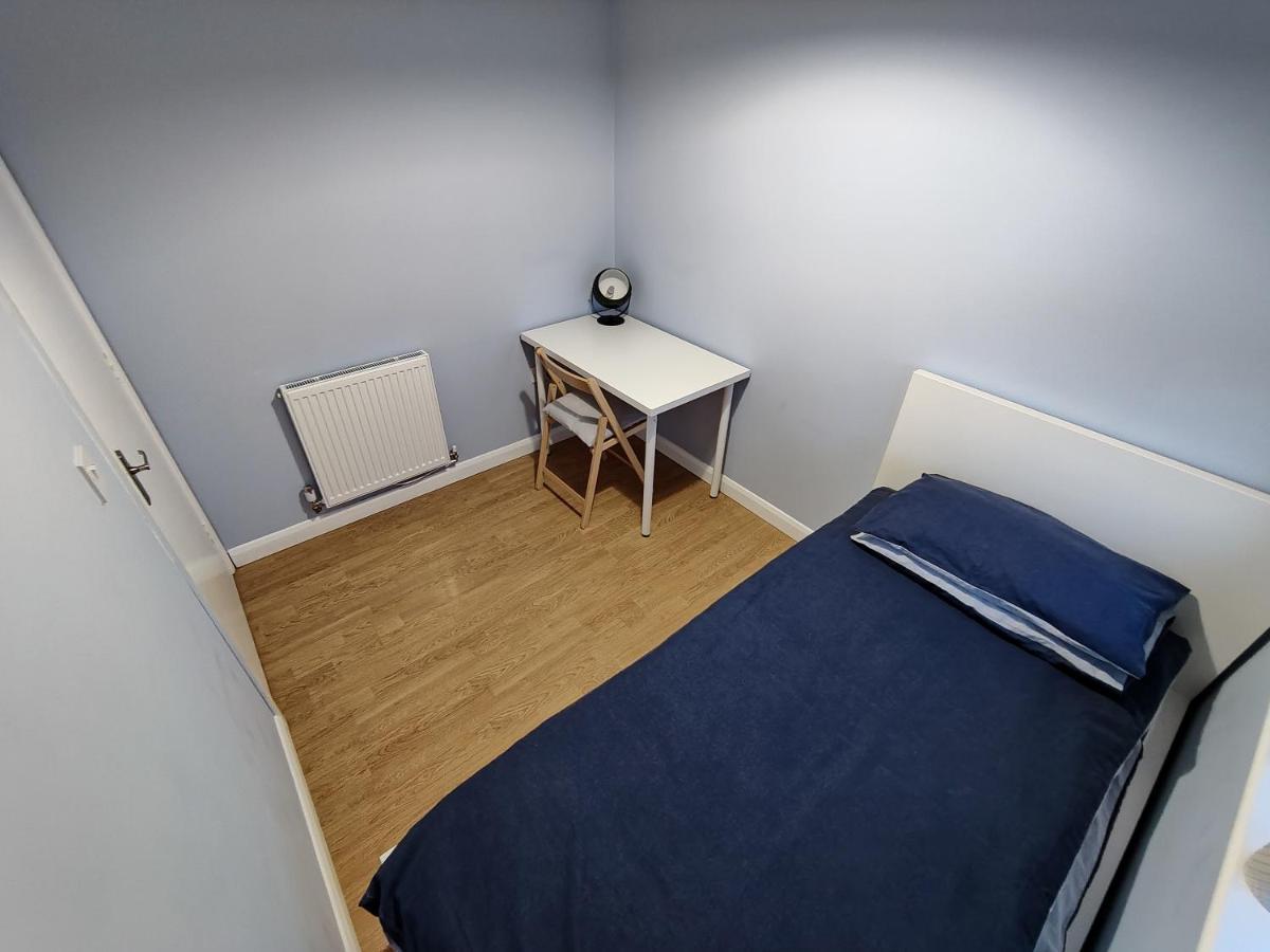 Joshua Court Single Room Stoke-on-Trent Extérieur photo